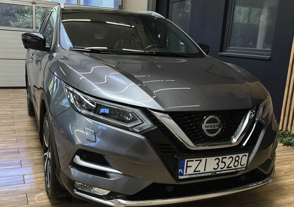 Nissan Qashqai cena 79900 przebieg: 131000, rok produkcji 2018 z Jeziorany małe 781